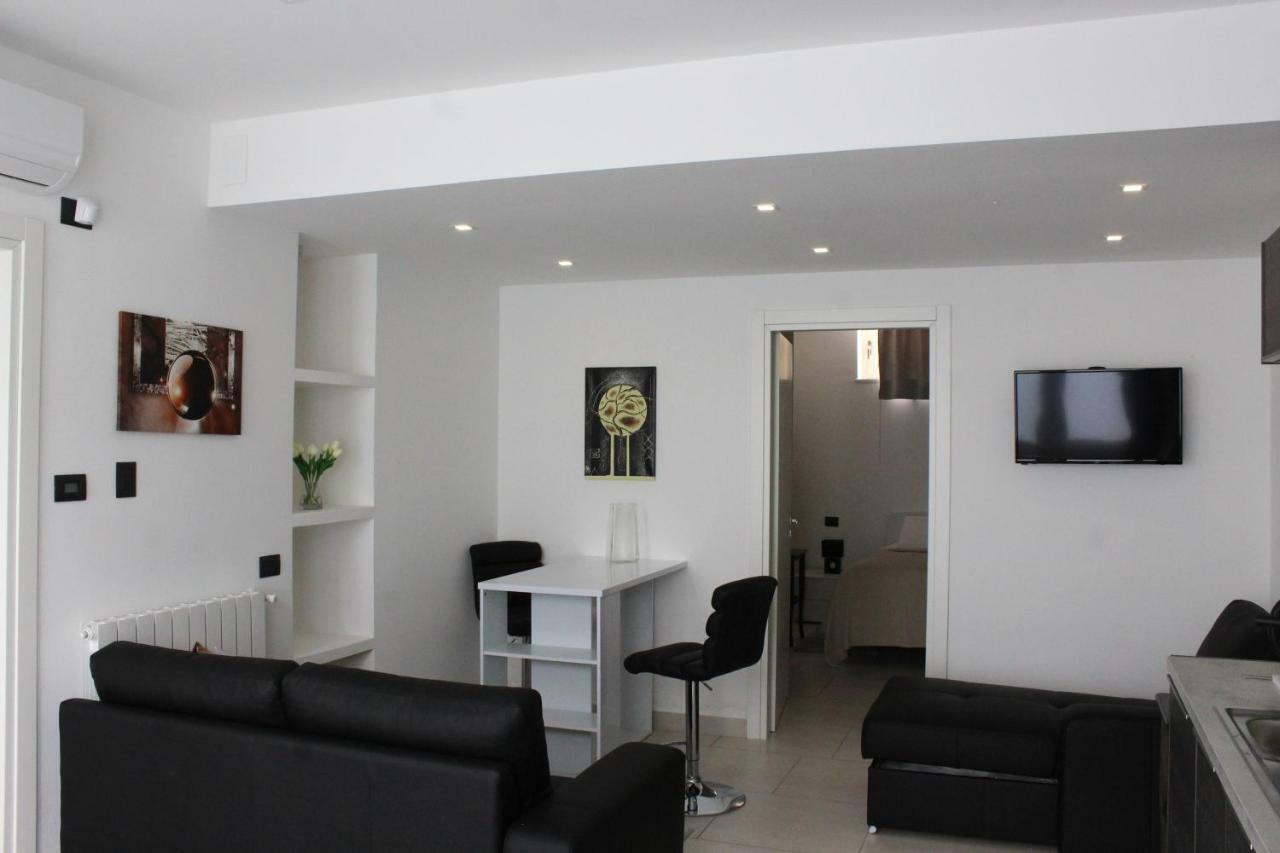 Villa Nina 2013 Appartamento Taormina Exterior photo